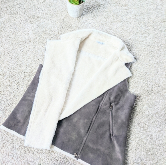 Naked Zebra Faux Suede Vest - Picture 2 of 6